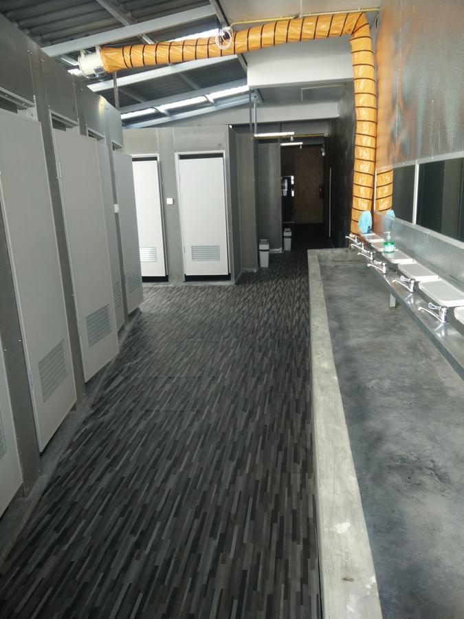 X Kingdom Guest House Чиангмай Екстериор снимка